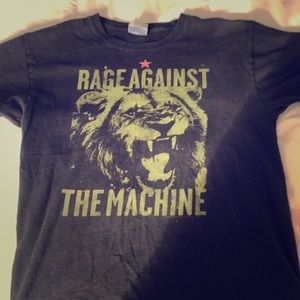 Throw back rage against the machine tee!